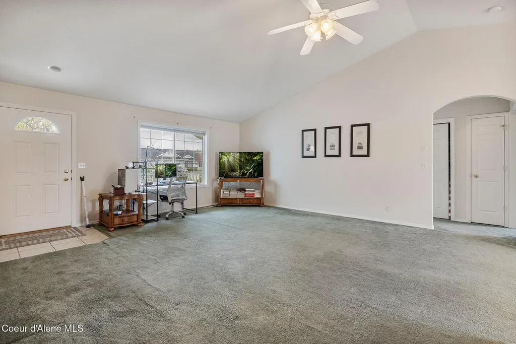 8185 N Sally Street Hayden ID 83835