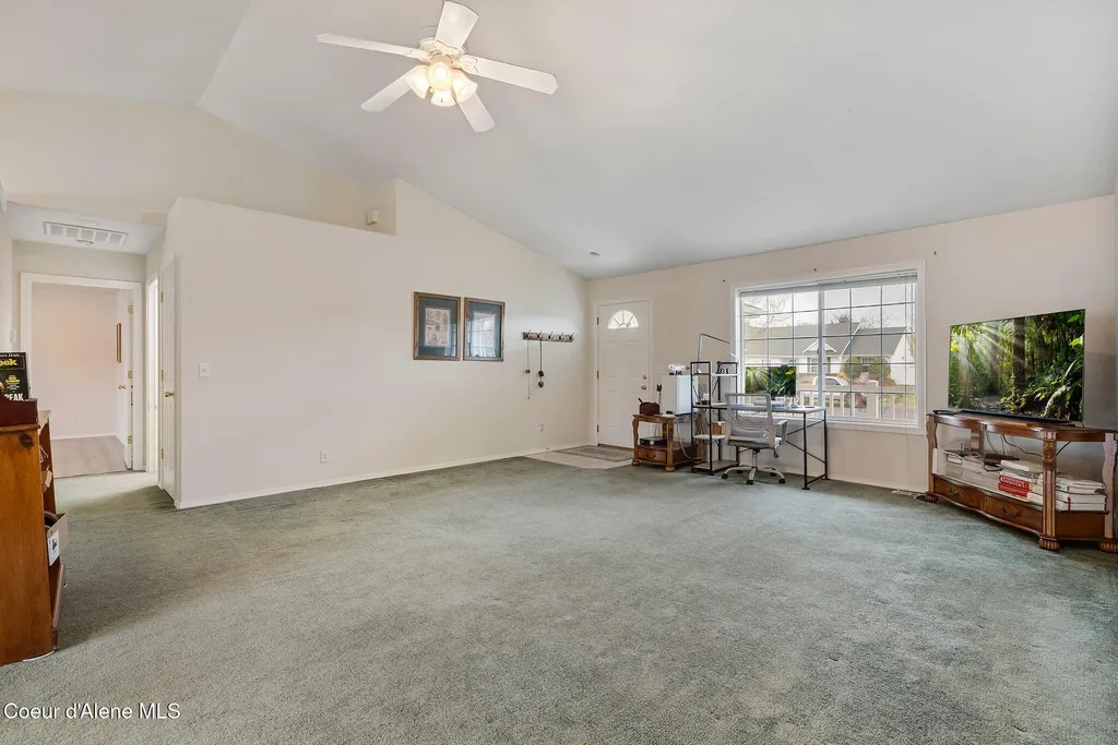 8185 N Sally Street Hayden ID 83835