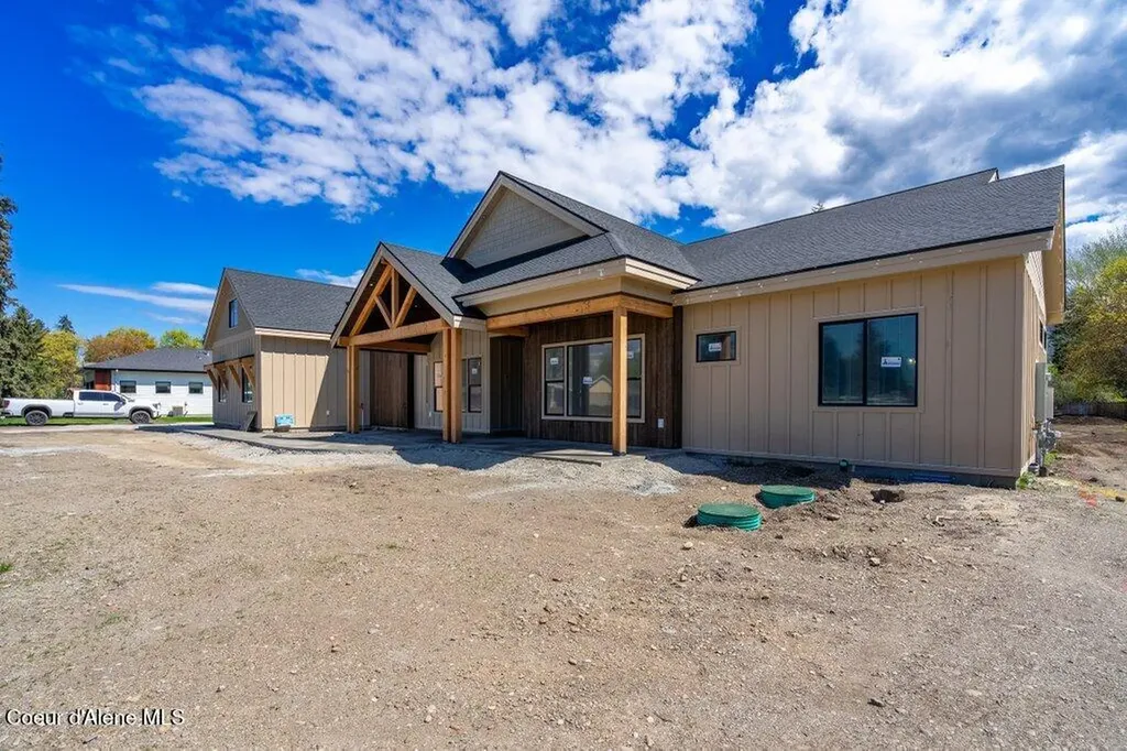 5712 N Davenport Street Dalton Gardens ID 83815