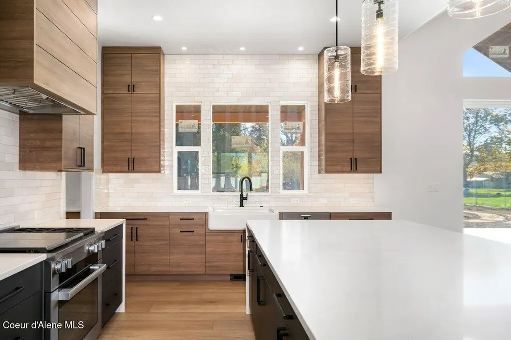 5712 N Davenport Street Dalton Gardens ID 83815