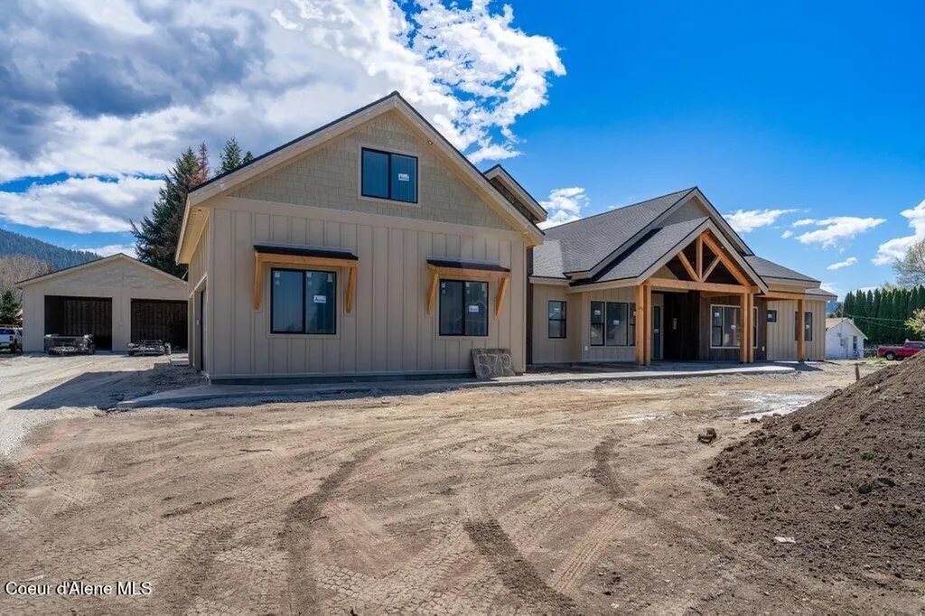 5712 N Davenport Street Dalton Gardens ID 83815