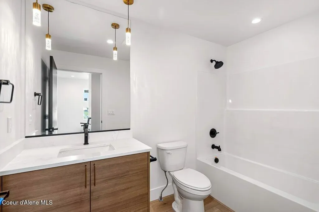 5712 N Davenport Street Dalton Gardens ID 83815