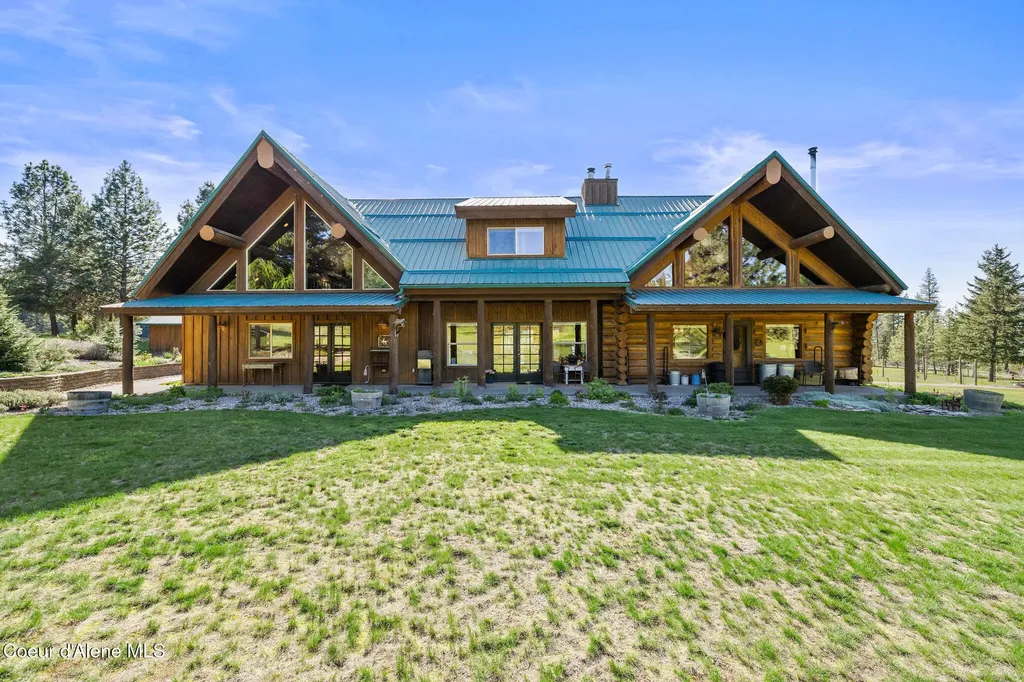 1512 E Open Gate Lane Harrison ID 83833