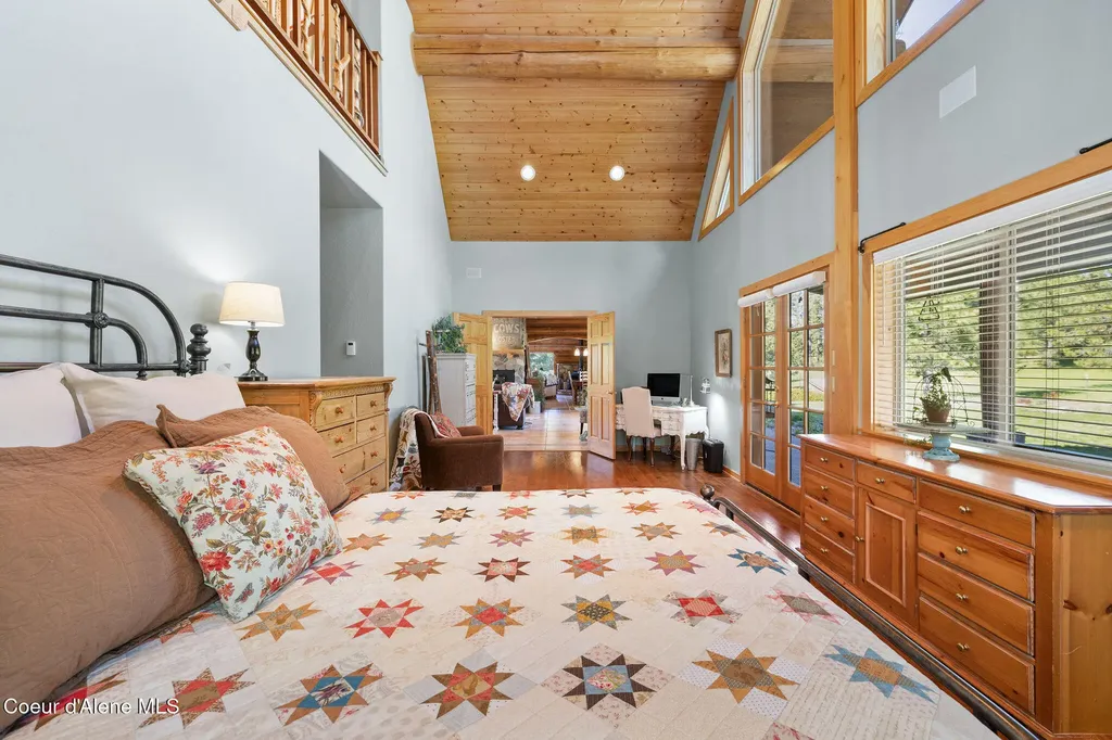 1512 E Open Gate Lane Harrison ID 83833