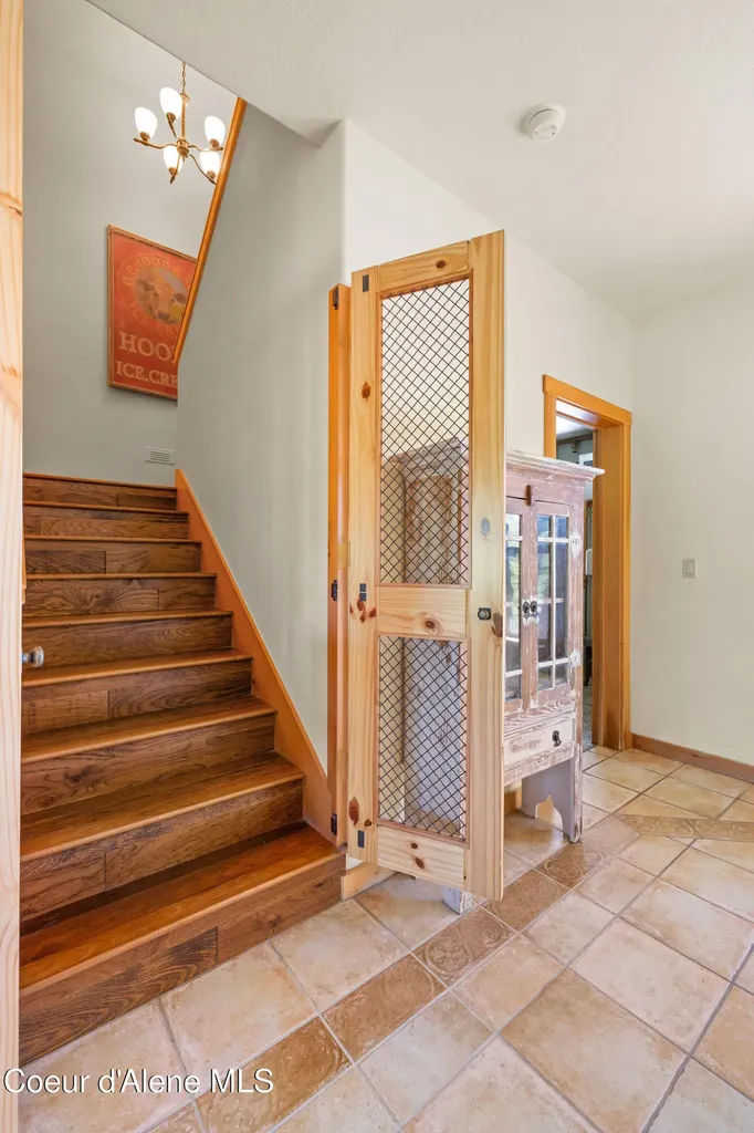 1512 E Open Gate Lane Harrison ID 83833