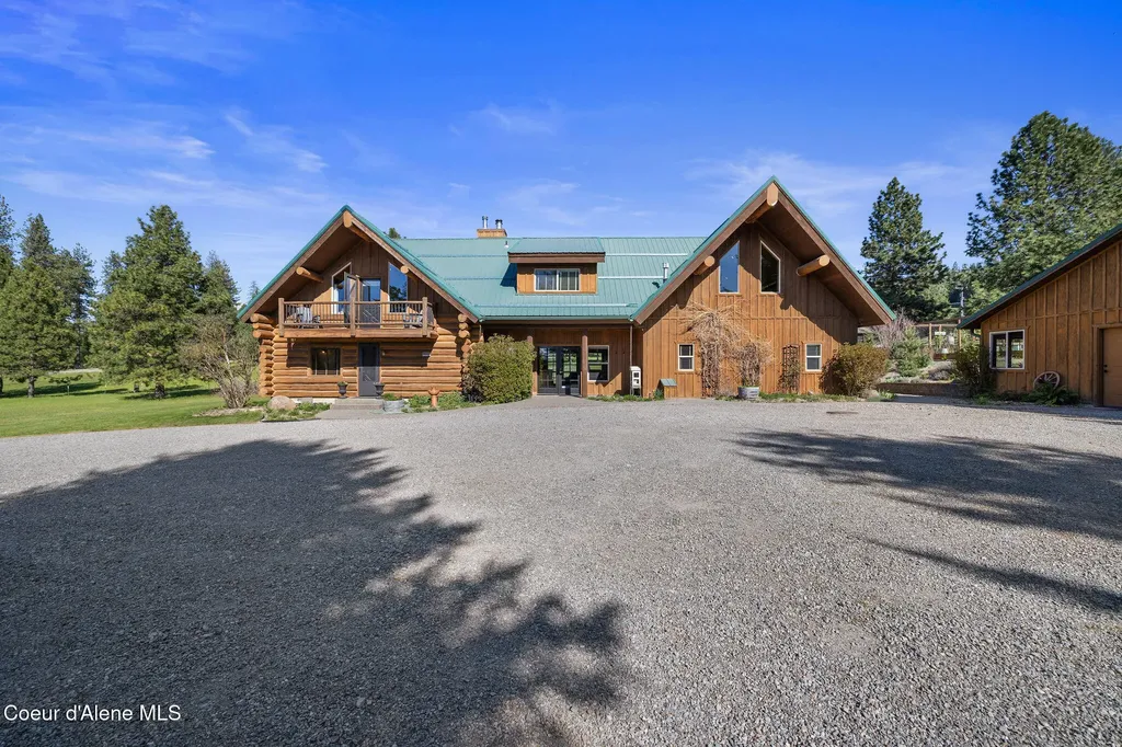 1512 E Open Gate Lane Harrison ID 83833