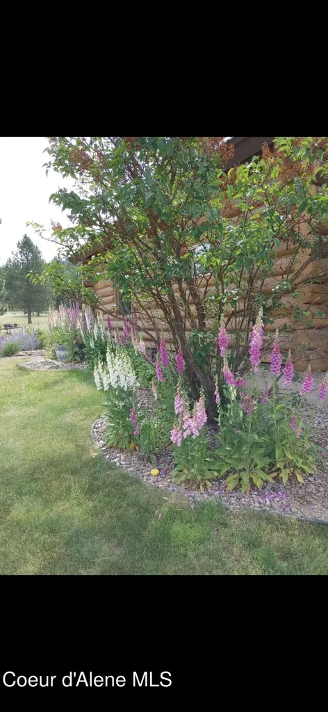 1512 E Open Gate Lane Harrison ID 83833