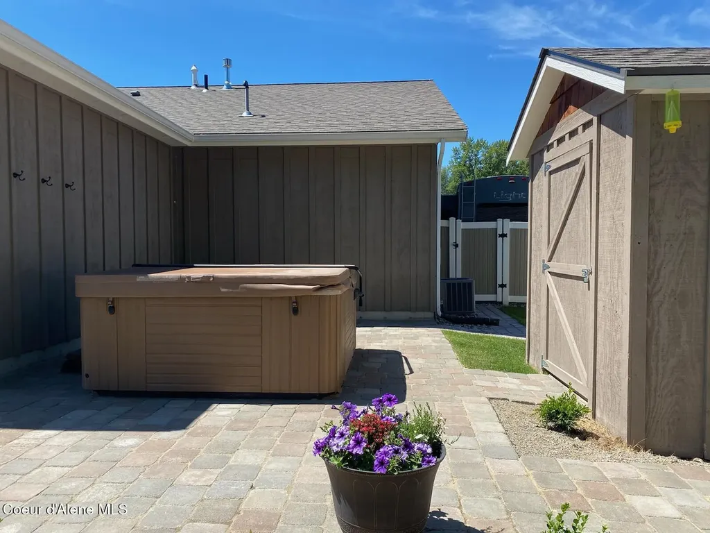 485 Birch Haven Drive Sagle ID 83860