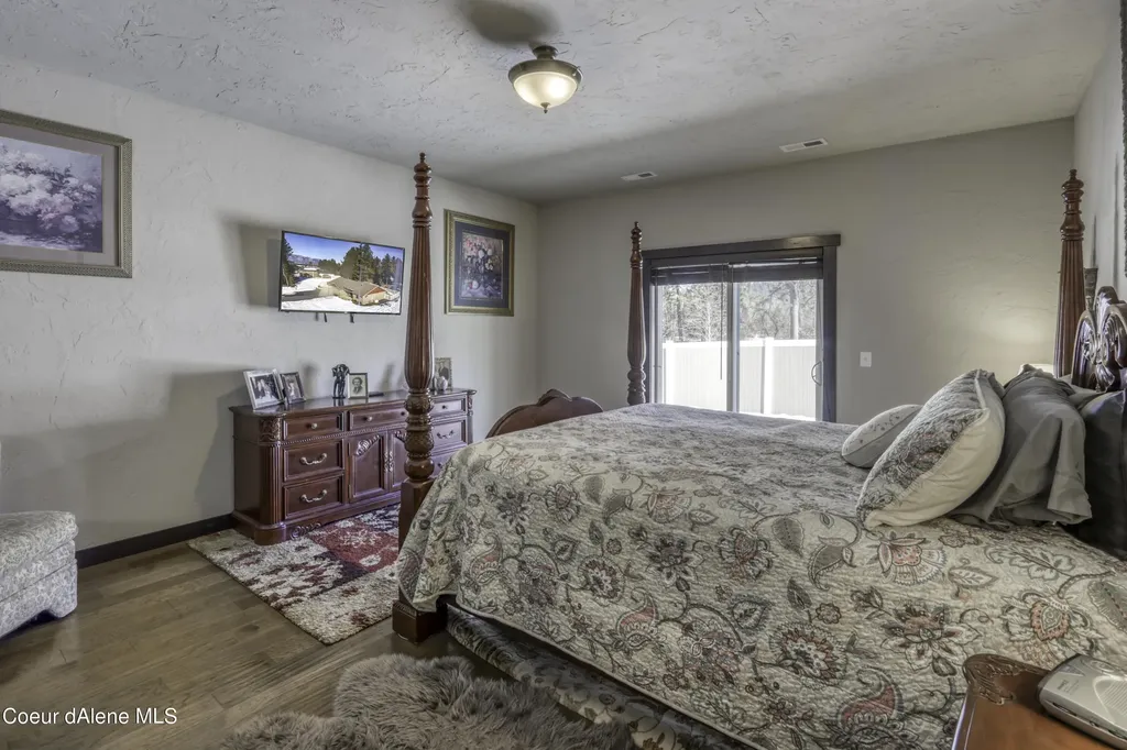 485 Birch Haven Drive Sagle ID 83860