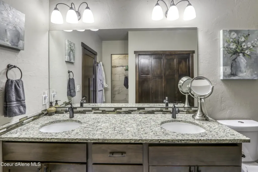 485 Birch Haven Drive Sagle ID 83860