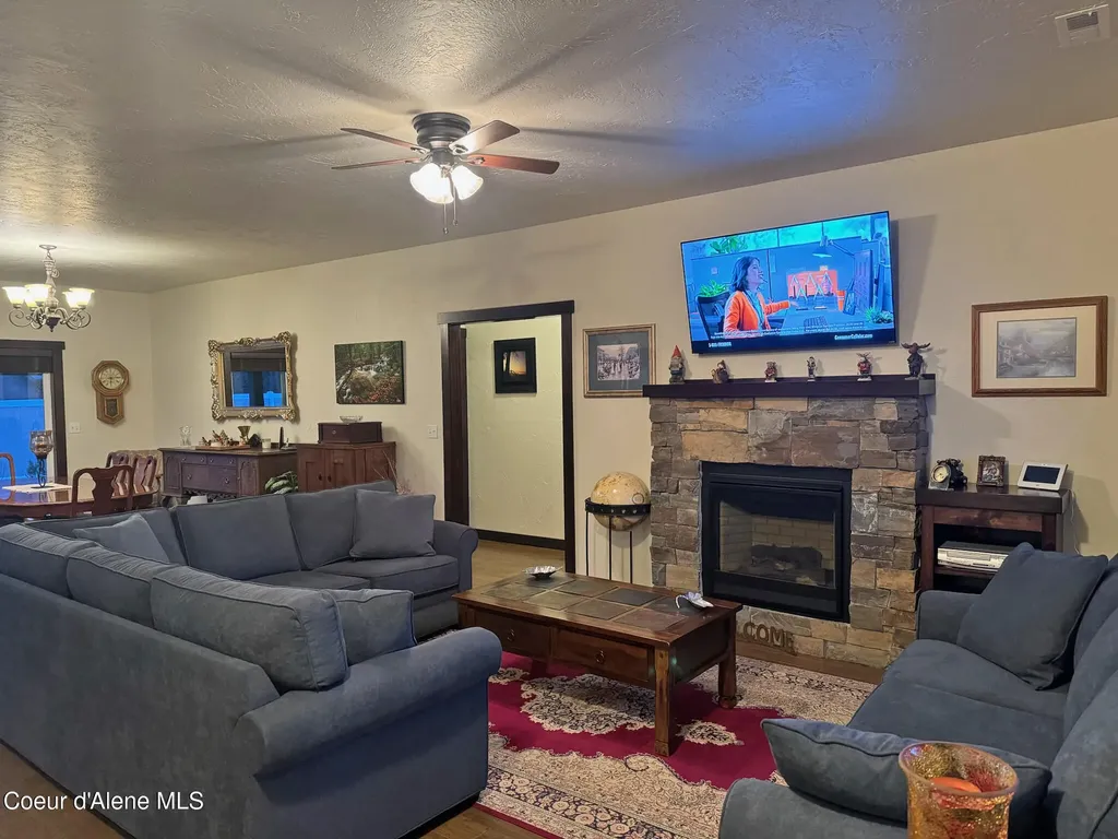 485 Birch Haven Drive Sagle ID 83860