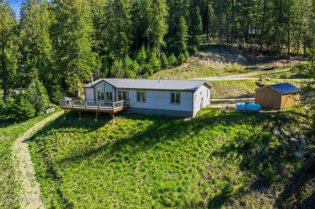 792 Dirks Road Priest River ID 83856
