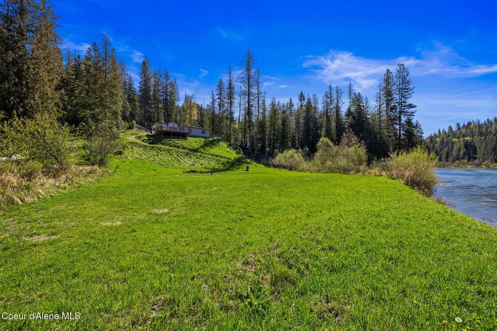 792 Dirks Road Priest River ID 83856