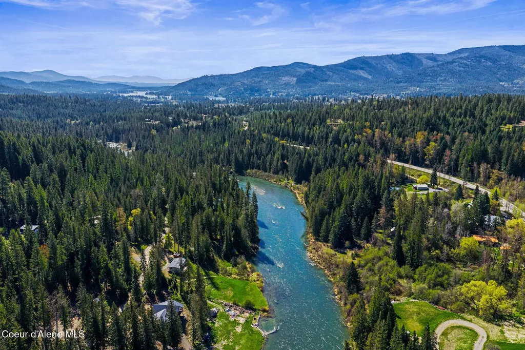 792 Dirks Road Priest River ID 83856