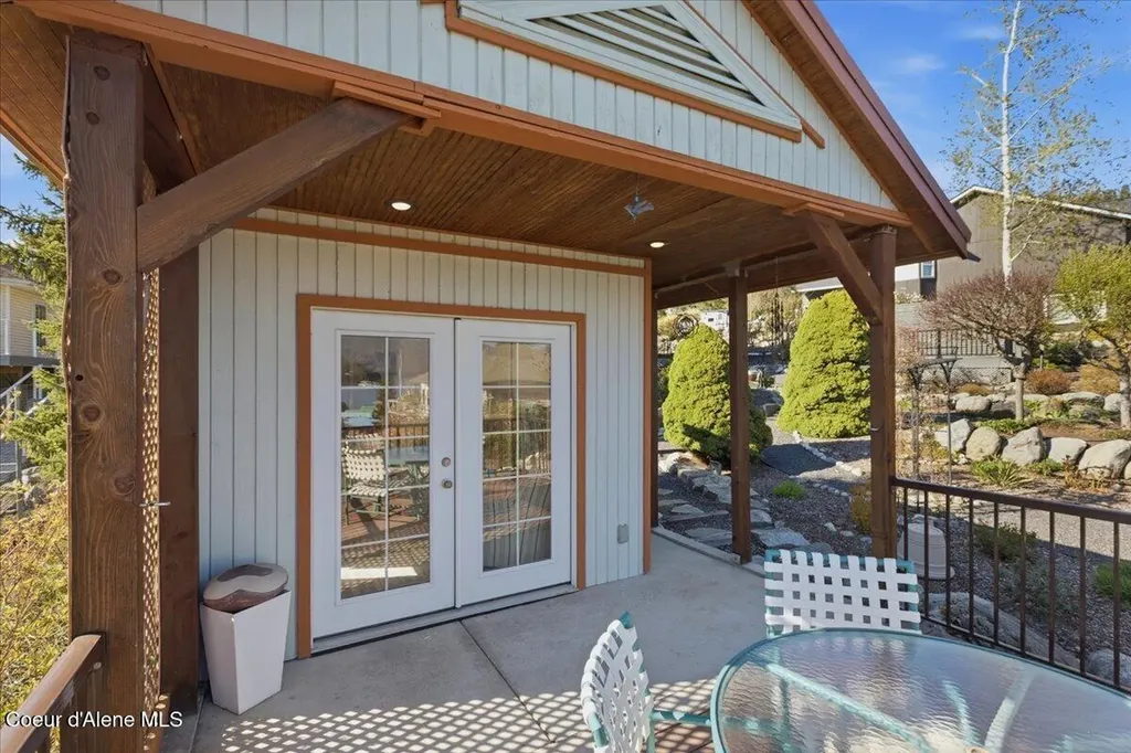 16770 E Cape Horn Road Bayview ID 83803