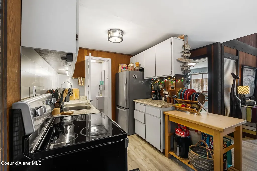 140 Snowgoose Lane Sandpoint ID 83864