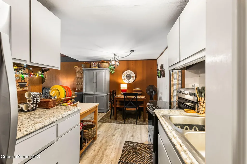 140 Snowgoose Lane Sandpoint ID 83864