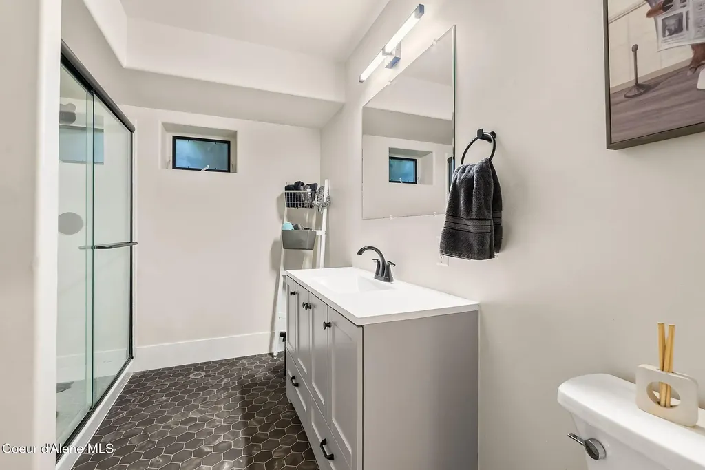 244 Leisure Lane Sandpoint ID 83864