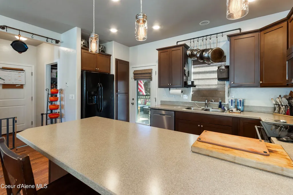 425 S Ella Avenue Sandpoint ID 83864