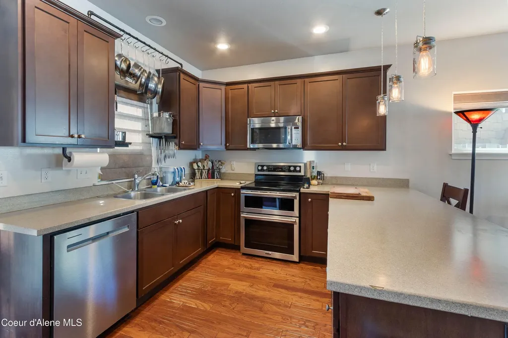 425 S Ella Avenue Sandpoint ID 83864