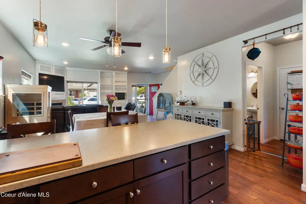 425 S Ella Avenue Sandpoint ID 83864