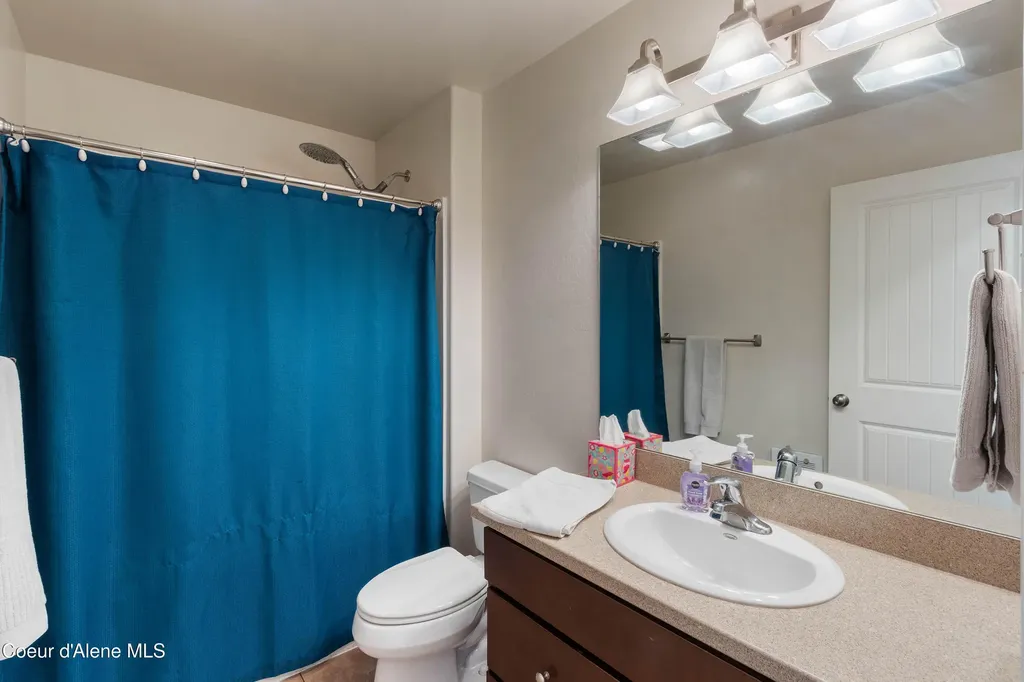 425 S Ella Avenue Sandpoint ID 83864
