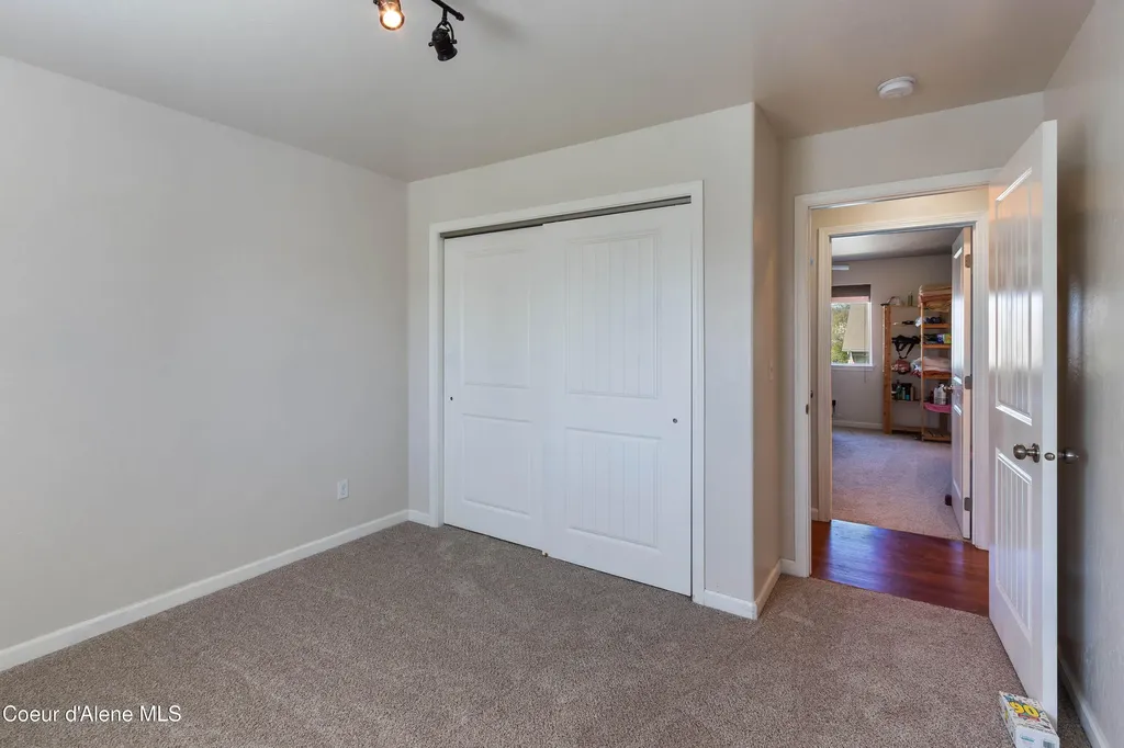425 S Ella Avenue Sandpoint ID 83864