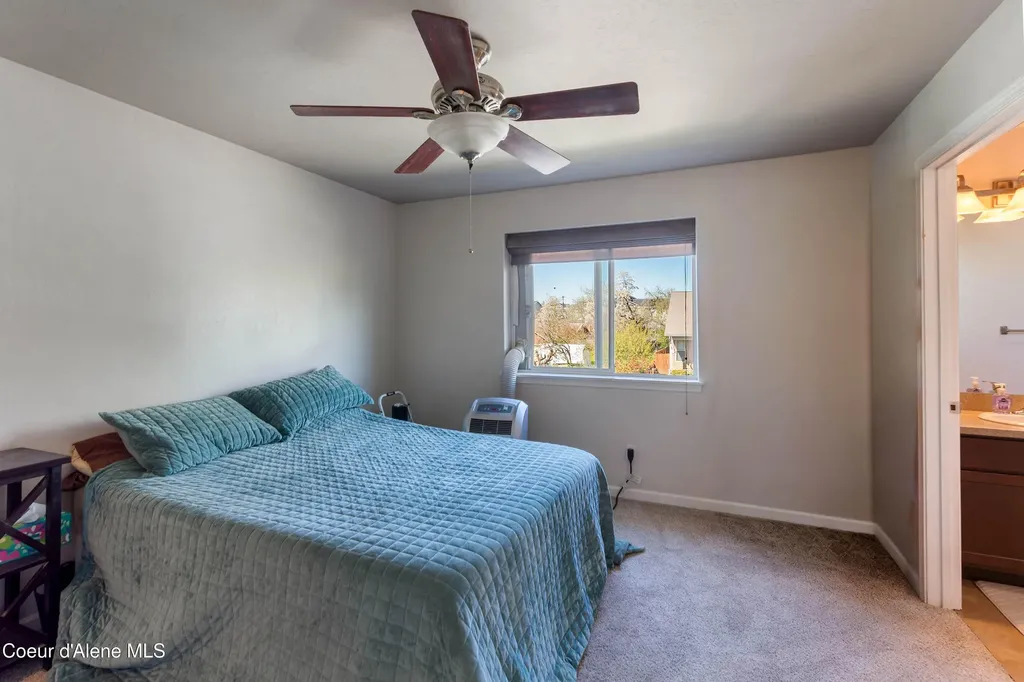 425 S Ella Avenue Sandpoint ID 83864