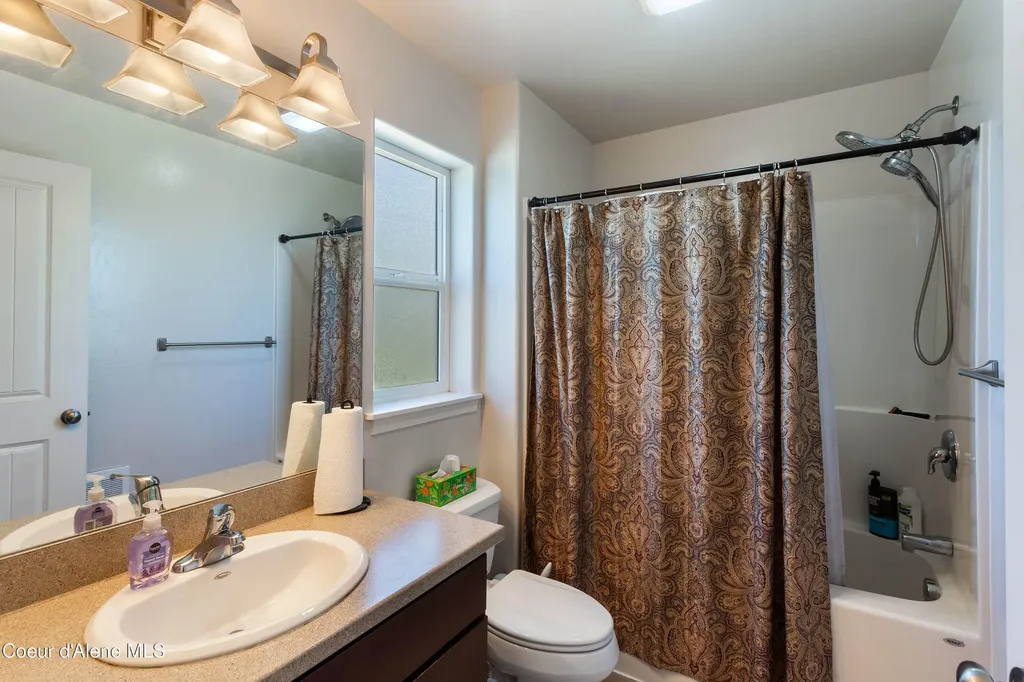 425 S Ella Avenue Sandpoint ID 83864