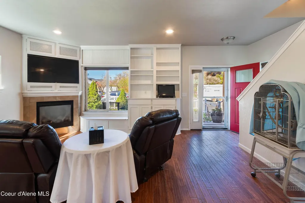 425 S Ella Avenue Sandpoint ID 83864