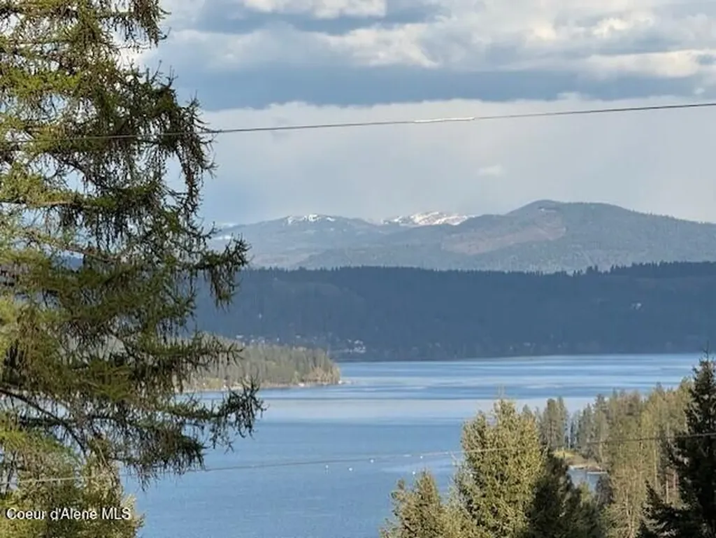 22383 S Carroll Drive Worley ID 83876