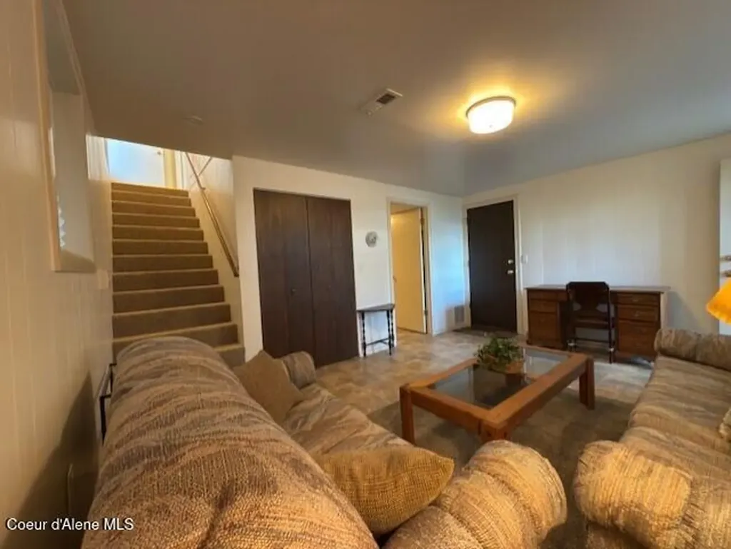 22383 S Carroll Drive Worley ID 83876