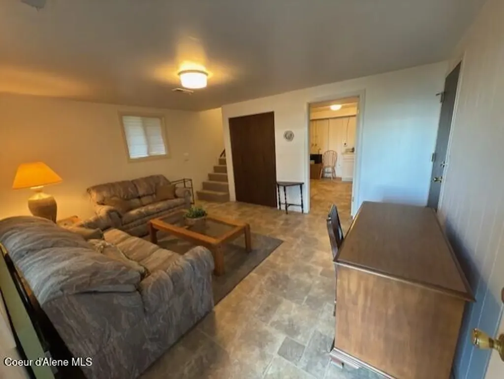22383 S Carroll Drive Worley ID 83876