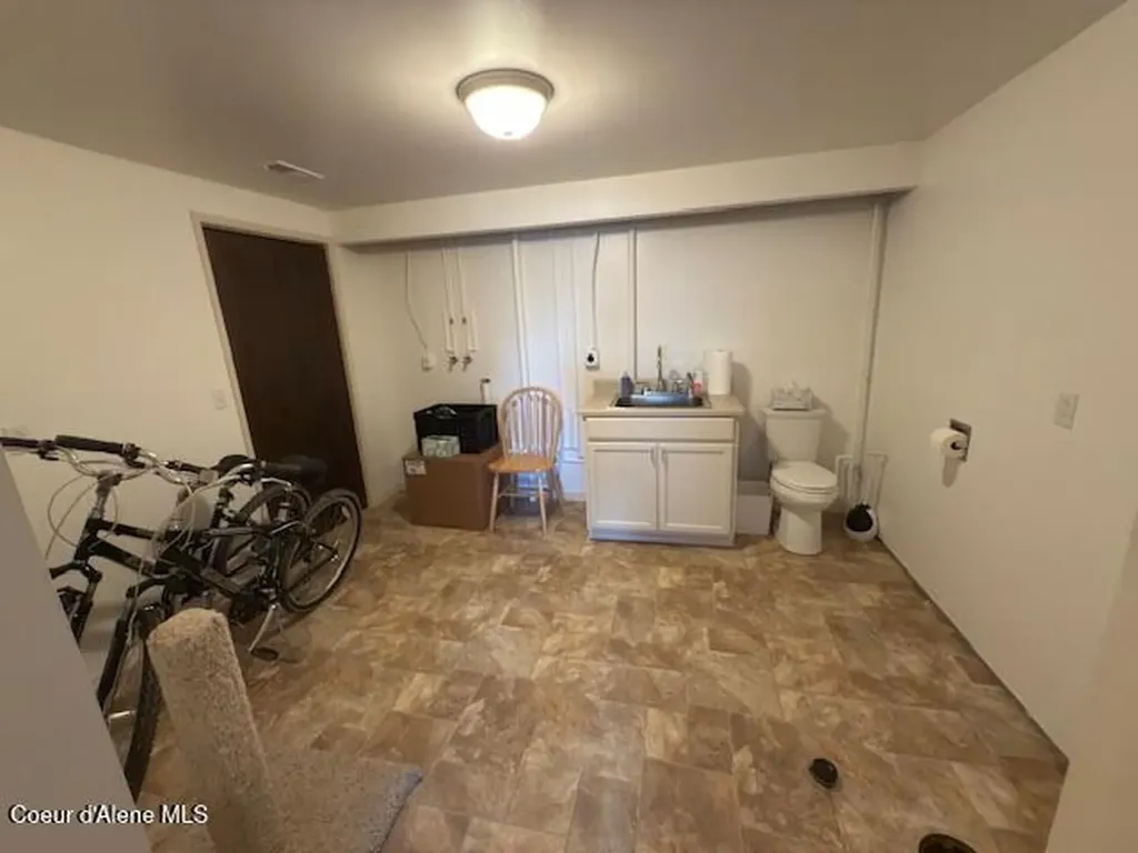 22383 S Carroll Drive Worley ID 83876
