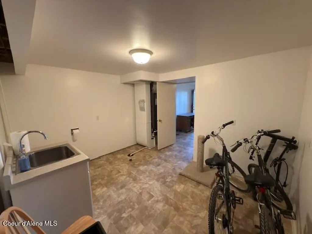 22383 S Carroll Drive Worley ID 83876