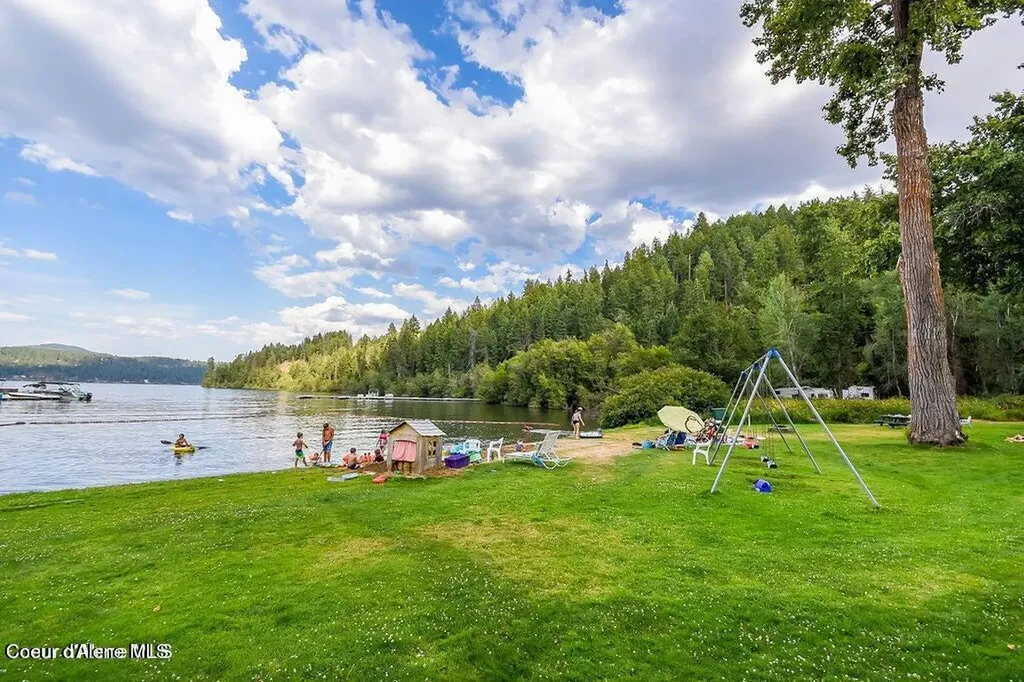 22383 S Carroll Drive Worley ID 83876