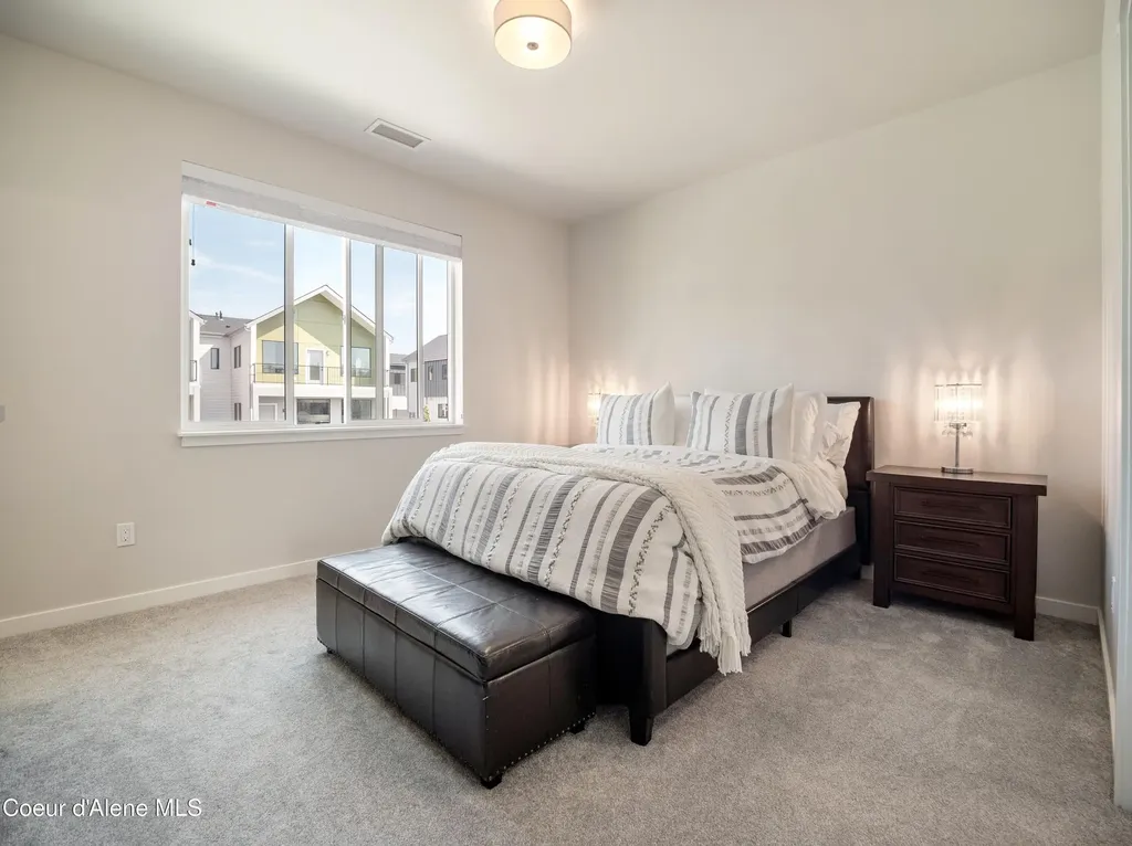 1227 E Millworx Loop Post Falls ID 83854