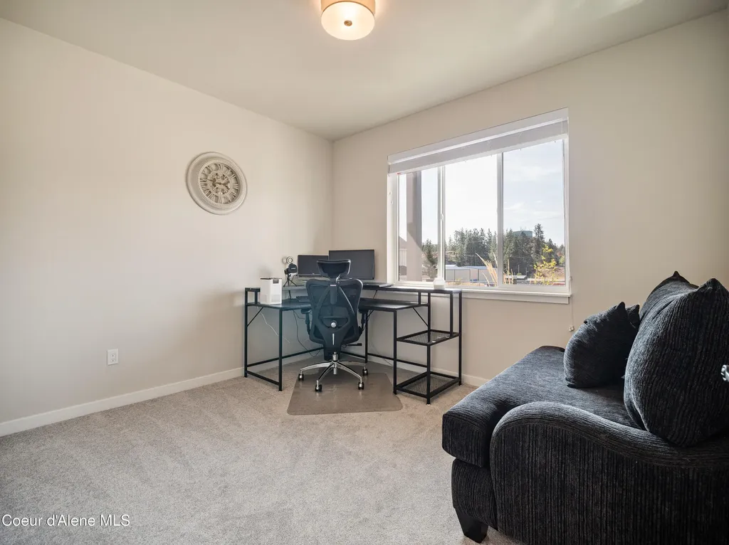 1227 E Millworx Loop Post Falls ID 83854