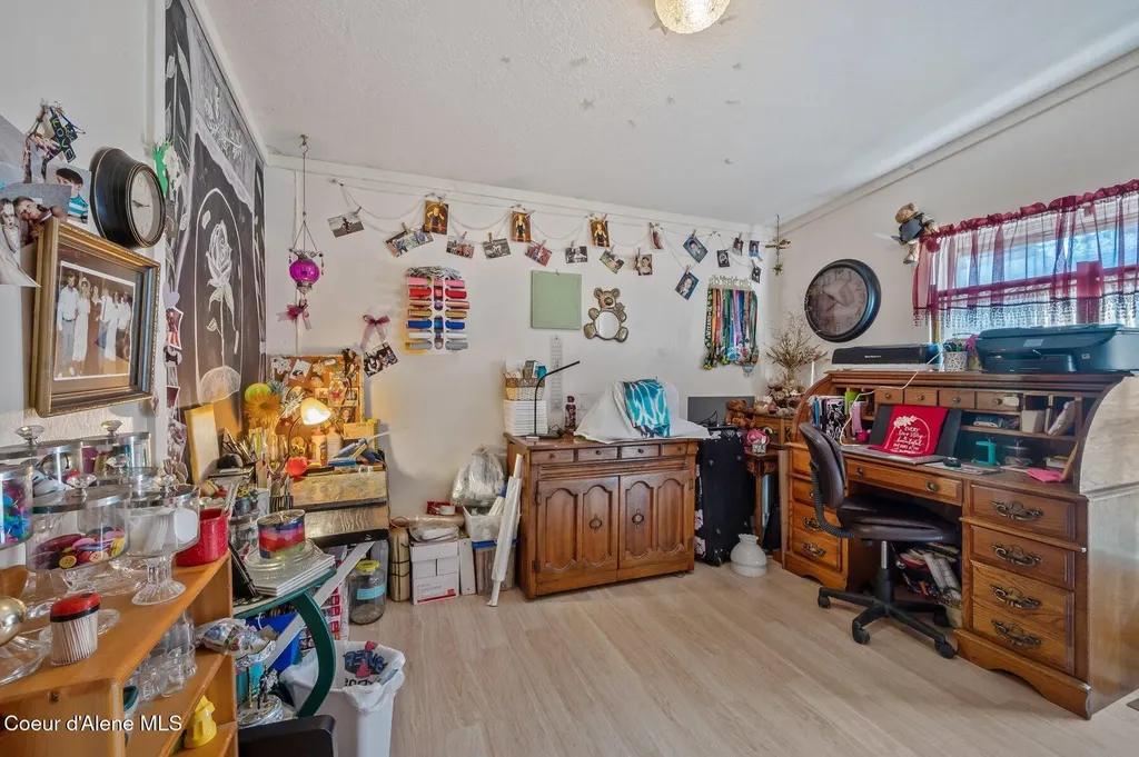 14069 E Twete Road Athol ID 83801