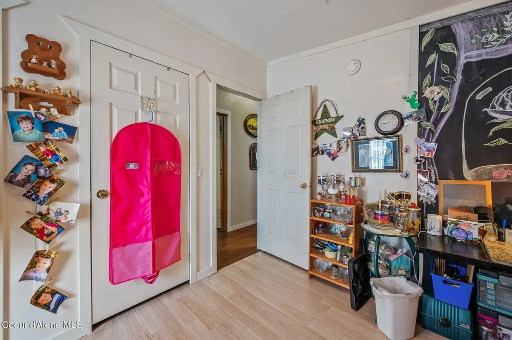 14069 E Twete Road Athol ID 83801