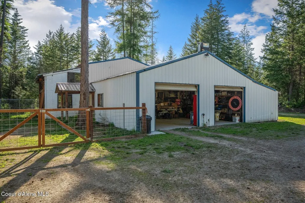 14069 E Twete Road Athol ID 83801