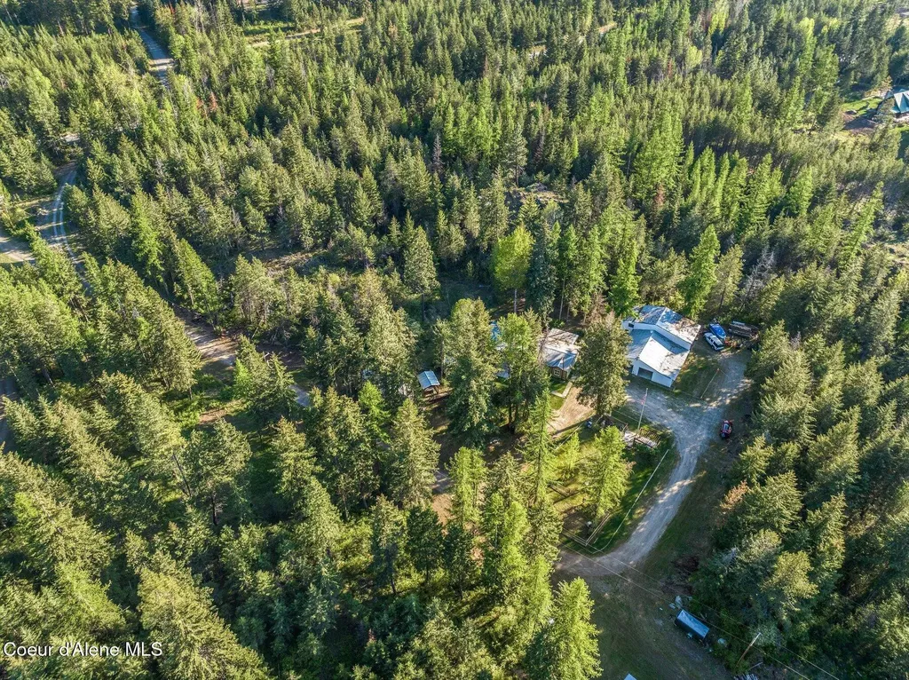 14069 E Twete Road Athol ID 83801