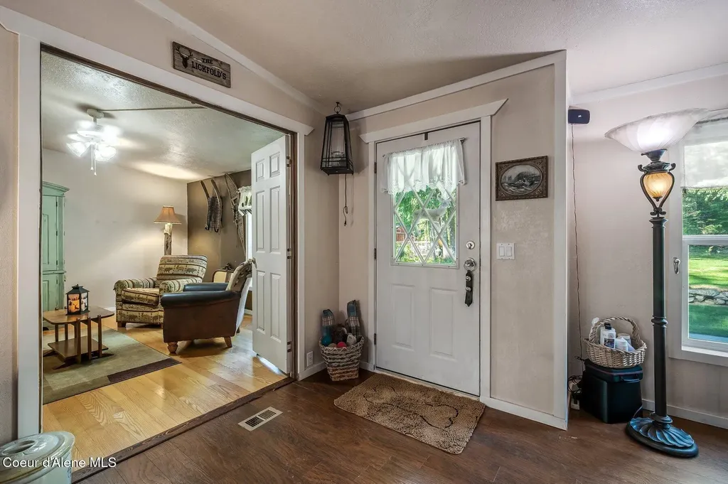 14069 E Twete Road Athol ID 83801