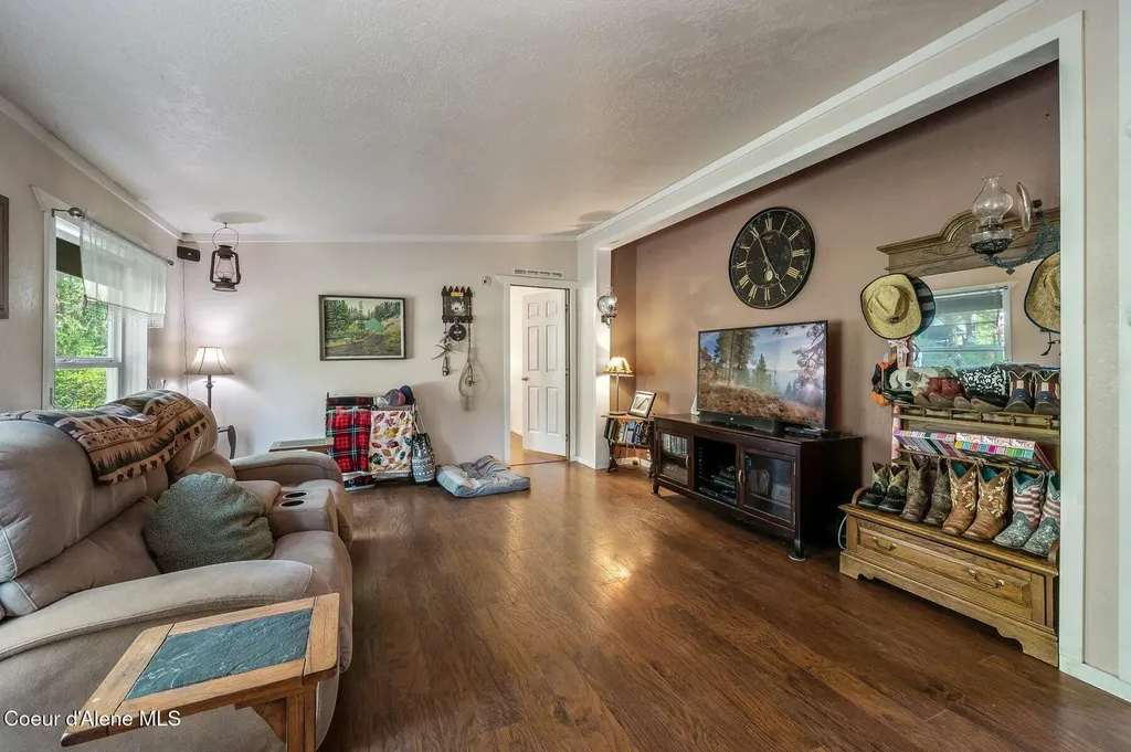 14069 E Twete Road Athol ID 83801