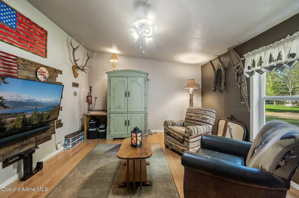 14069 E Twete Road Athol ID 83801
