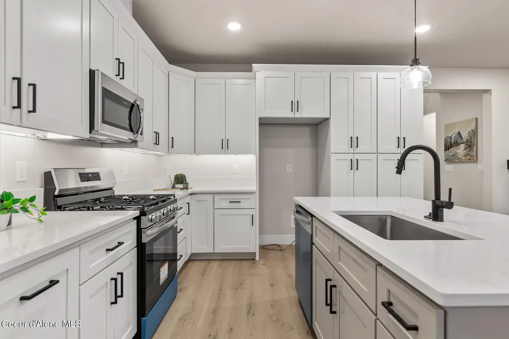 627 Moscow Street Sandpoint ID 83864