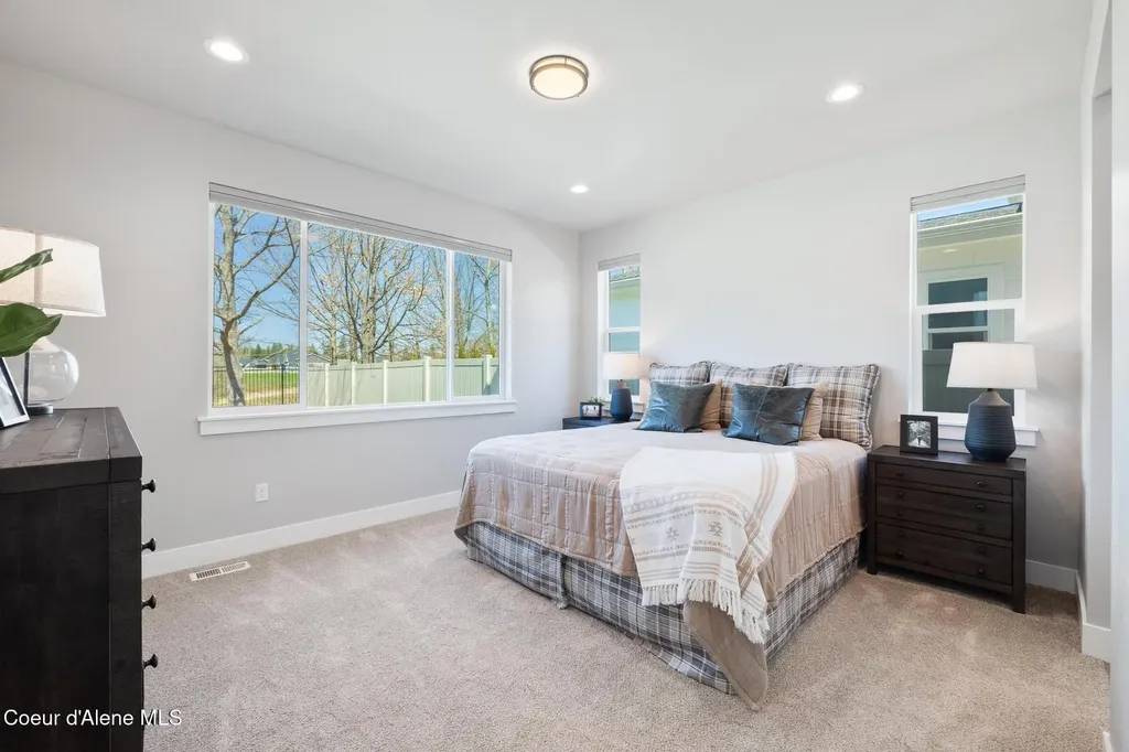 627 Moscow Street Sandpoint ID 83864