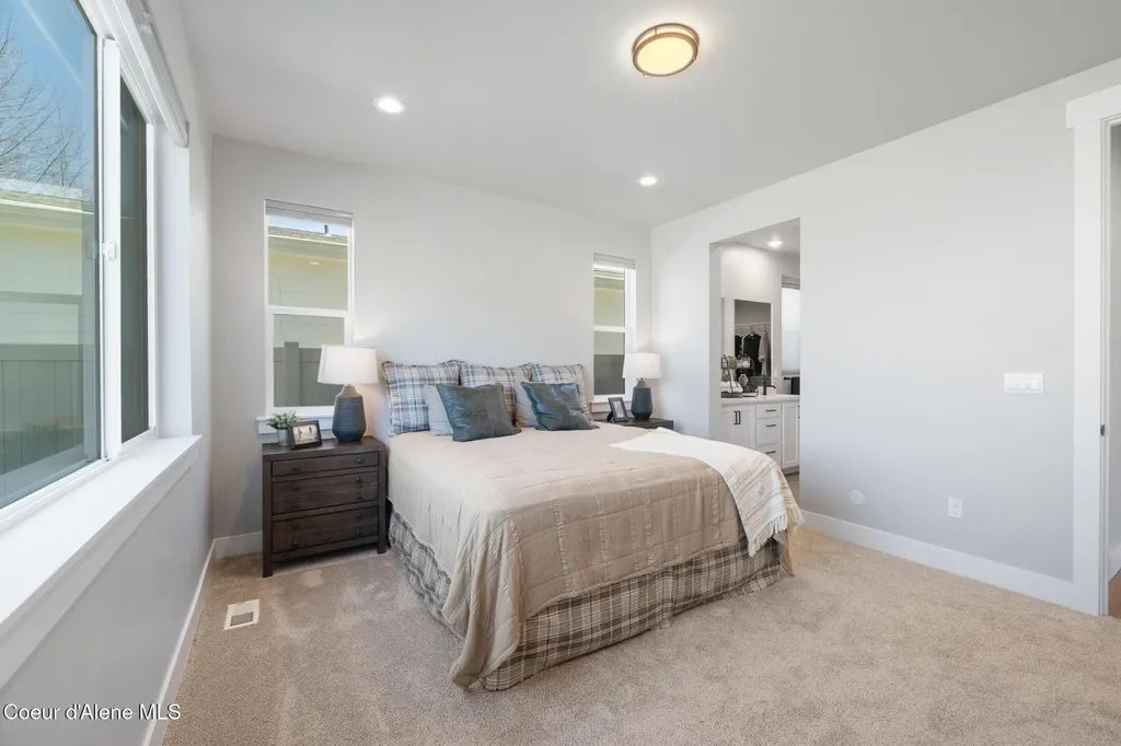627 Moscow Street Sandpoint ID 83864
