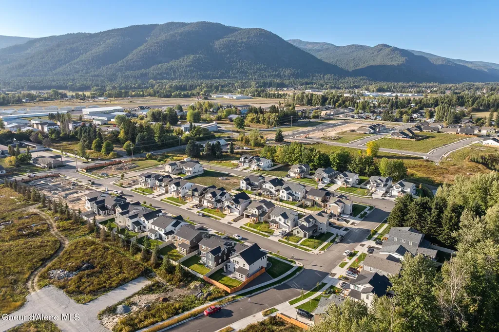 627 Moscow Street Sandpoint ID 83864