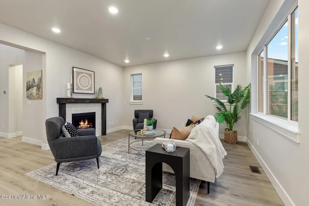 627 Moscow Street Sandpoint ID 83864